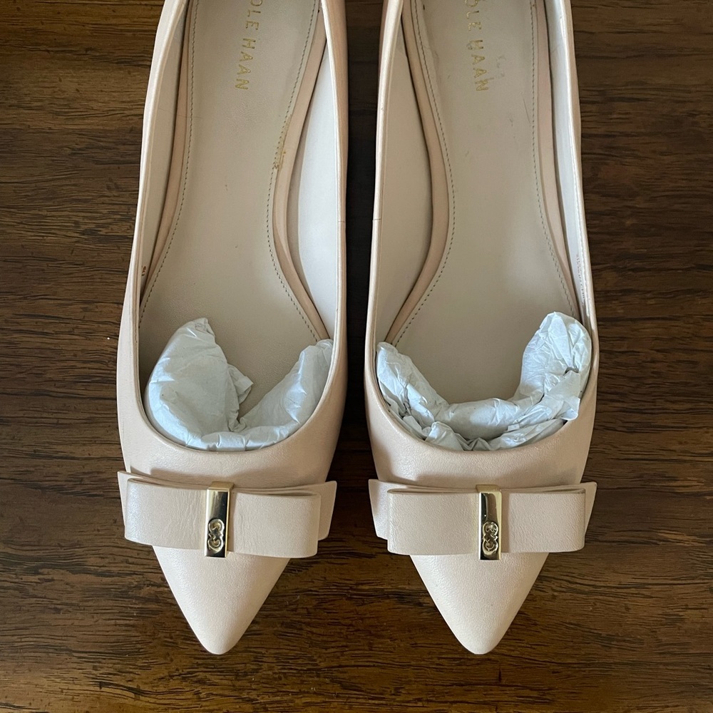 Cole Haan Elsie Bow Skimmer Flat in Nude